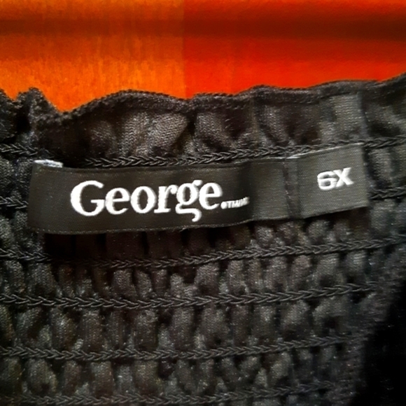 Girls George 6x black velvet dress short sleeve with silver bow casual or fancy - Picture 12 of 12